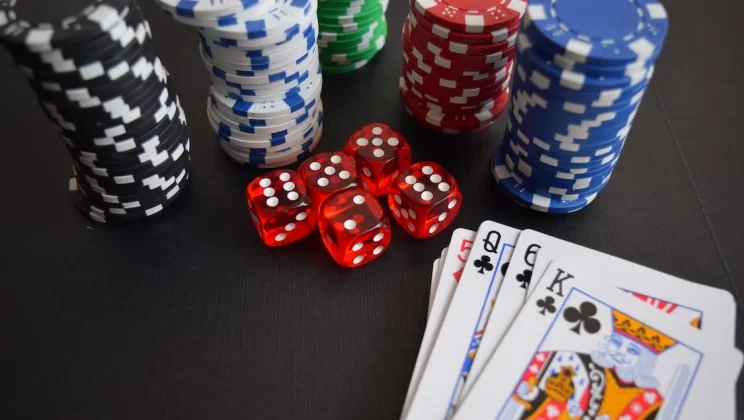 The Evolution of Live Dealer Technology in Online Casinos
